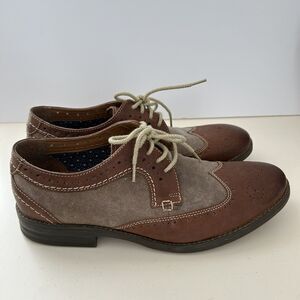 Clarks Brown and Gray Oxfords